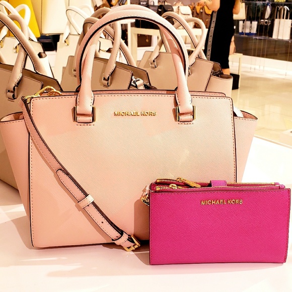 Michael Kors Handbags - MK SELMA MD TZ SATCHEL & JST DOUBLE ZIP WRISTLET